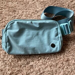 Plunder Light Blue Belt/Crossbody Bag